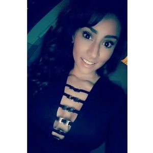 Meet your Posher, Melissa